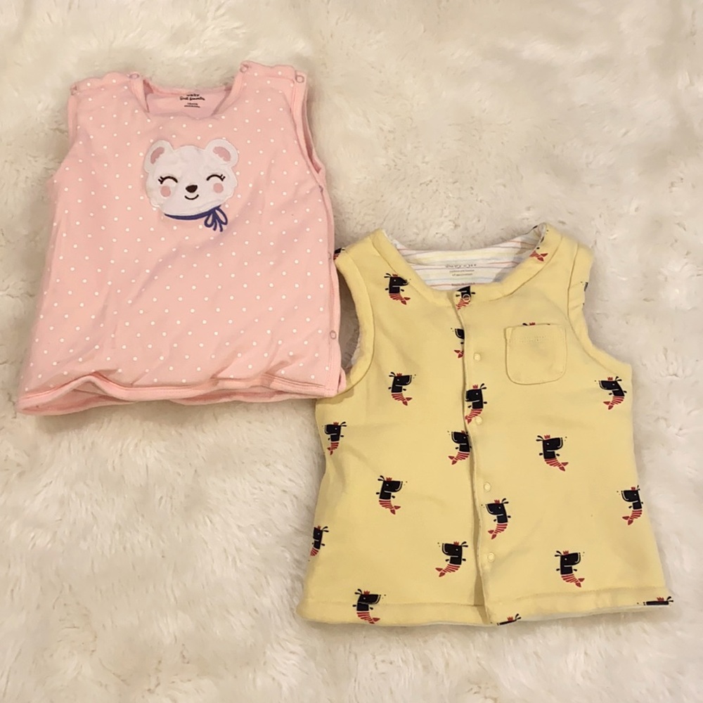 2 warm baby vests